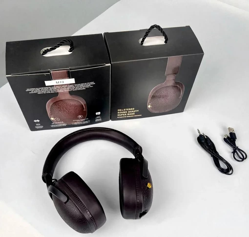 Fon Telinga Tanpa Wayar Over-Ear Retro dengan Pengecasan Type-C dan Slot Kad TF